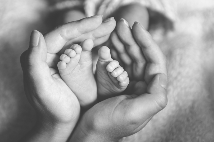 Medela, Brand guardianship, packaging, structural & digital design, Baby Products, Mother and Baby, Hands and Feet.